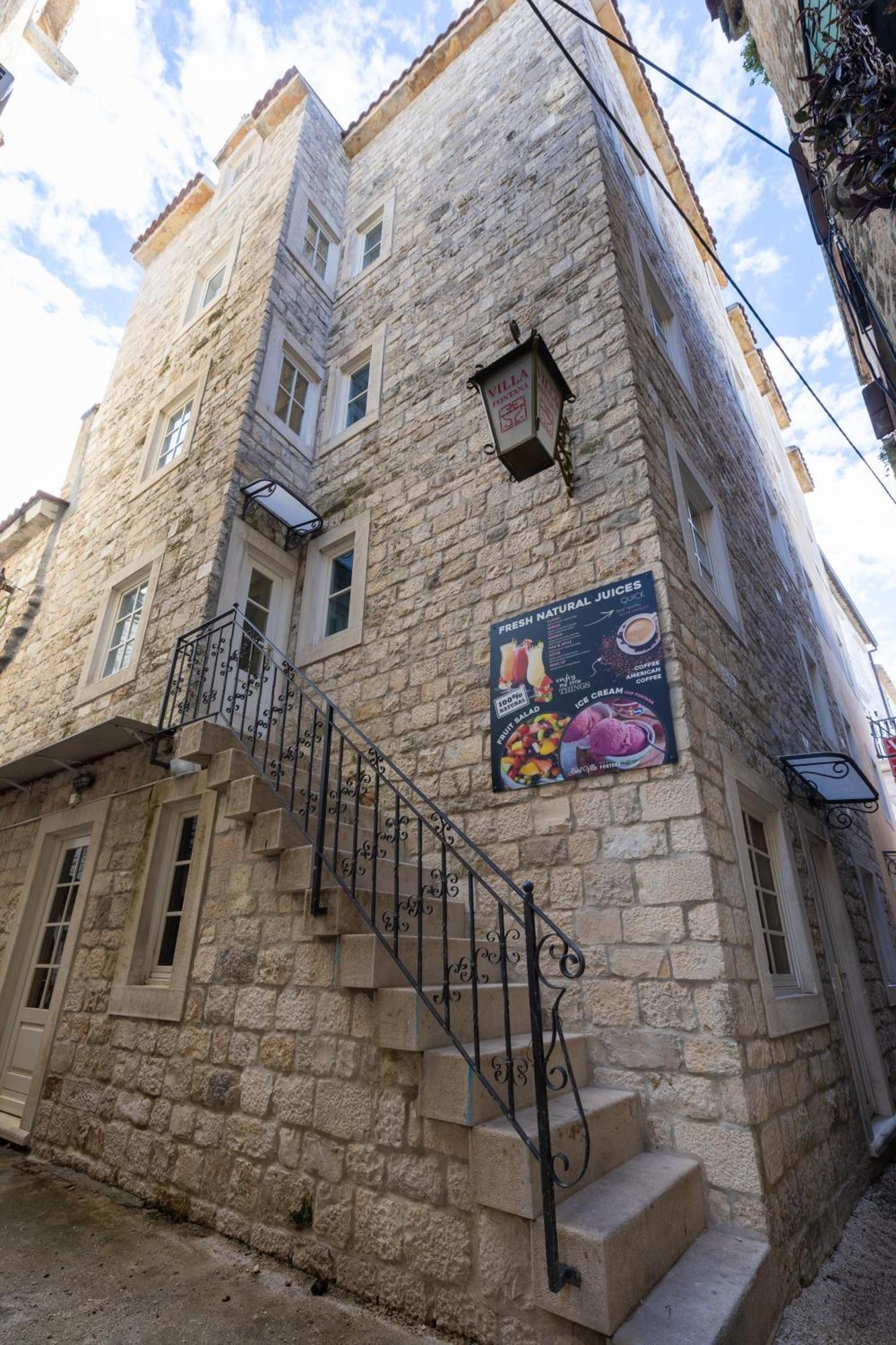 Villa Fontana Trogir Exterior foto