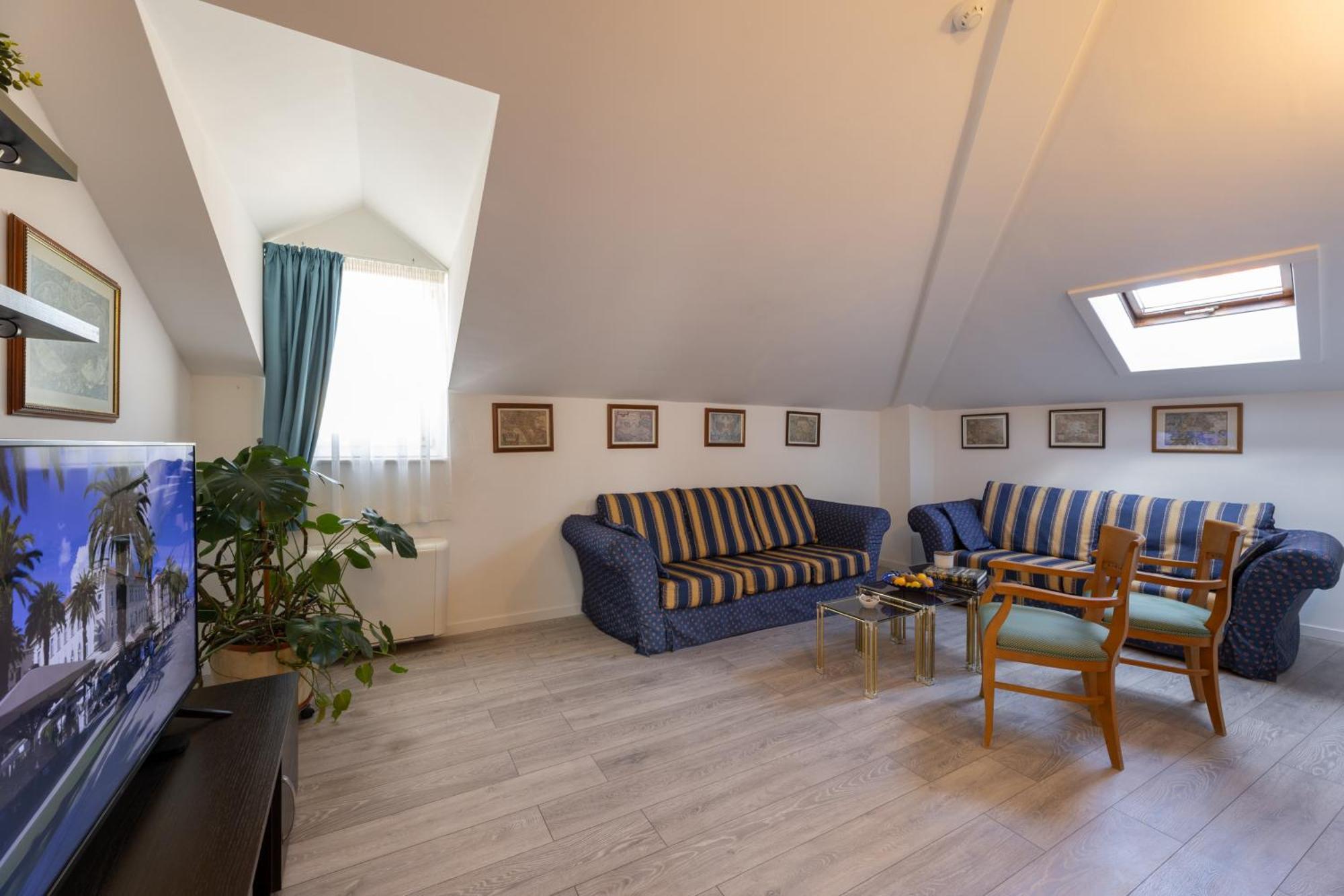 Villa Fontana Trogir Exterior foto