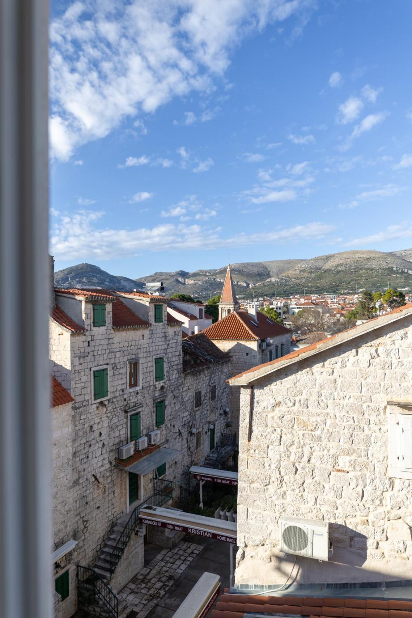 Villa Fontana Trogir Exterior foto